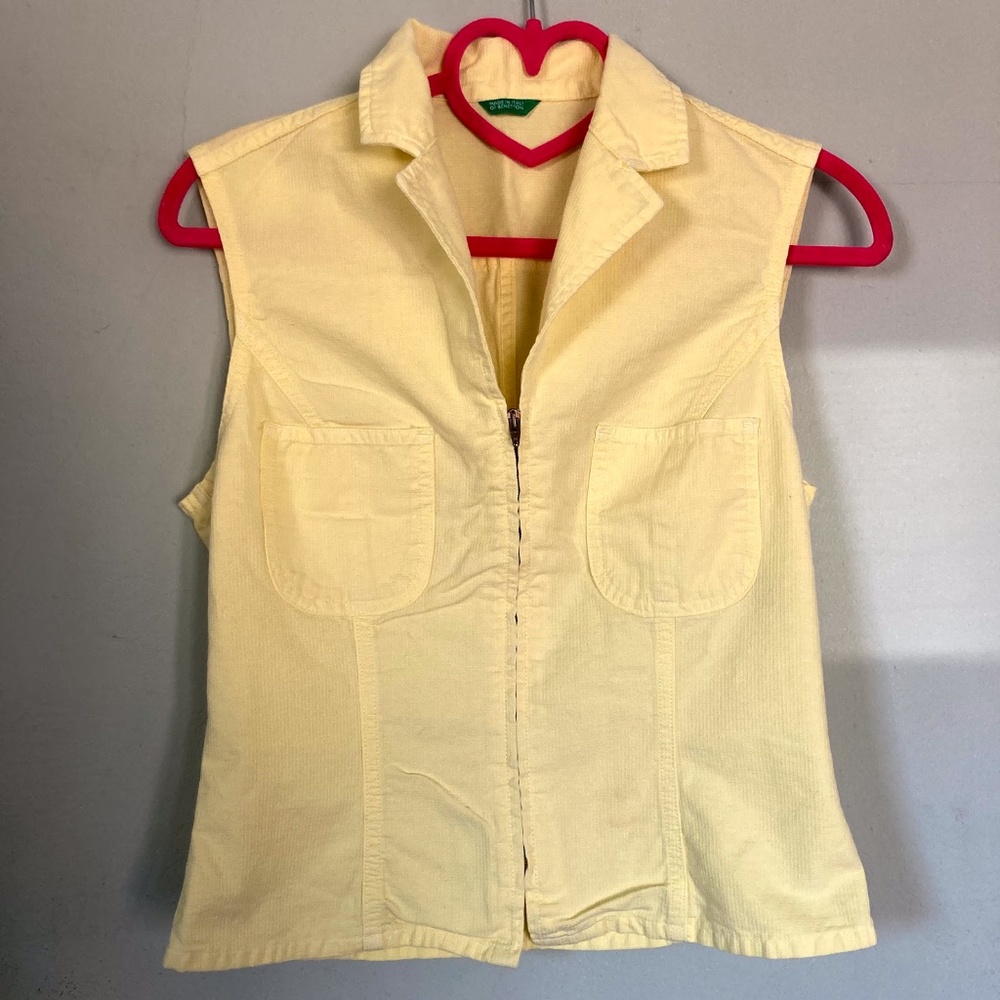 Italian 90's style pastel zip up vest top size S